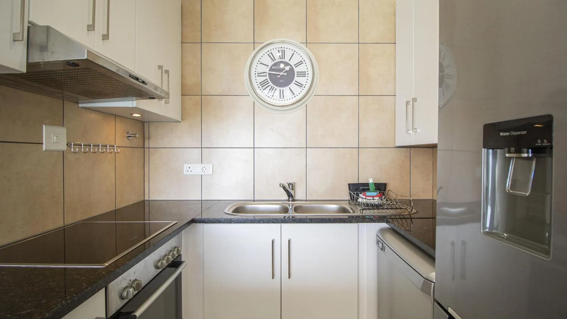 Hibernian Towers 402 Self Catering Accommodation Strand Western Cape South Africa Le Cap Appartement
