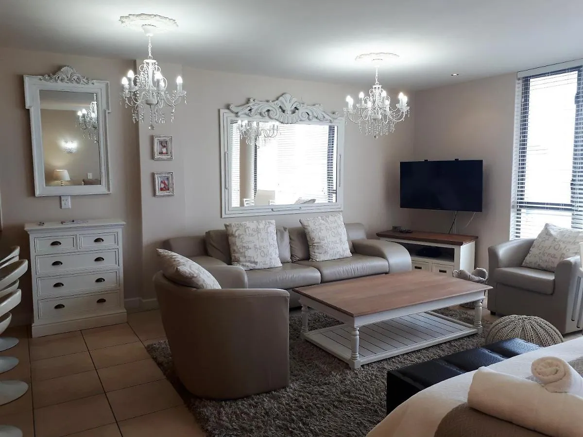 Appartement Hibernian Towers 402 Self Catering Accommodation Strand Western Cape South Africa Le Cap