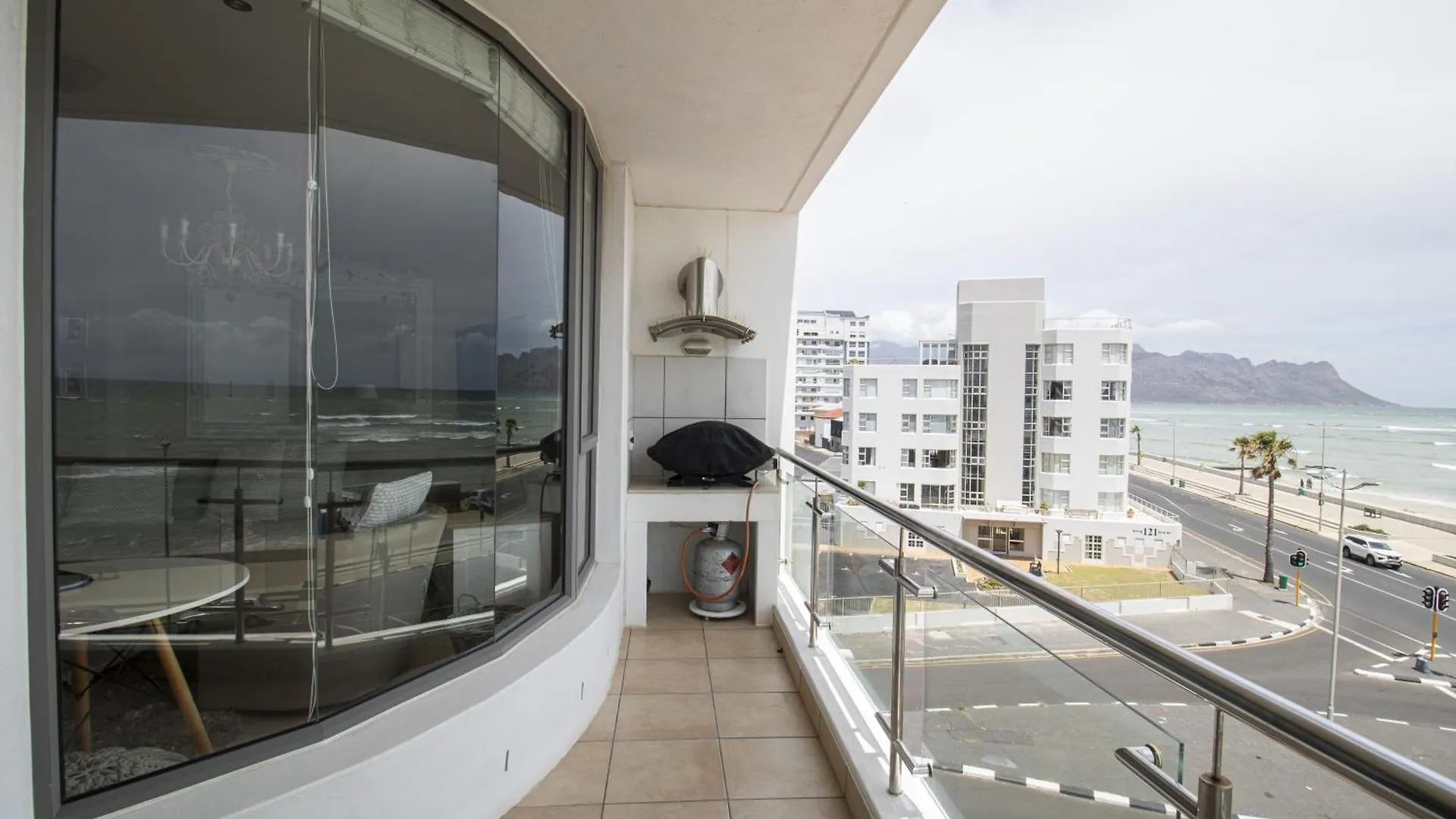 Hibernian Towers 402 Self Catering Accommodation Strand Western Cape South Africa Ciudad del Cabo Apartamento